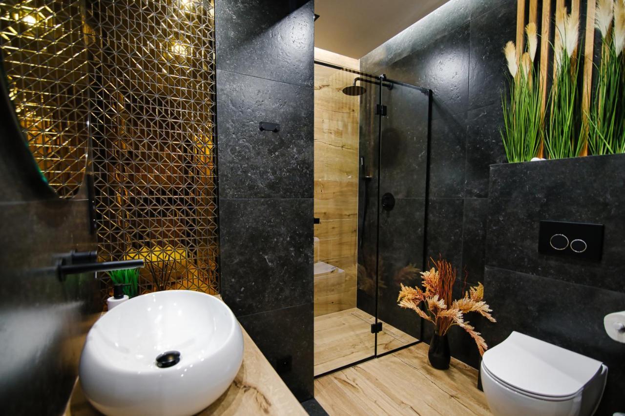 Good Rest In 52 Apartment Zator Ngoại thất bức ảnh