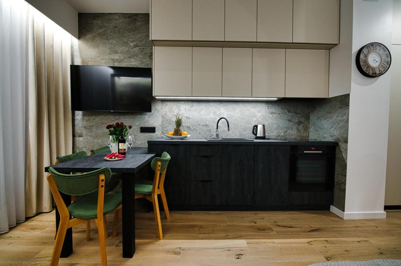 Good Rest In 52 Apartment Zator Ngoại thất bức ảnh