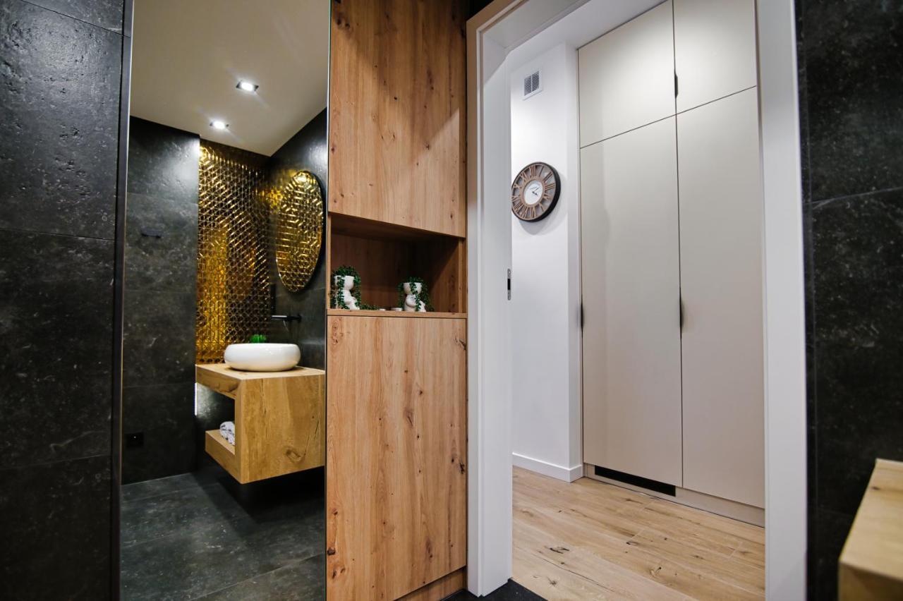 Good Rest In 52 Apartment Zator Ngoại thất bức ảnh